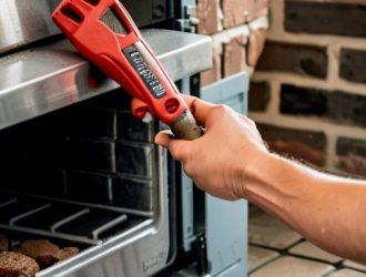 Как правильно герметизировать дверцу кирпичной печи: советы и рекомендации для долговечности и безопасности